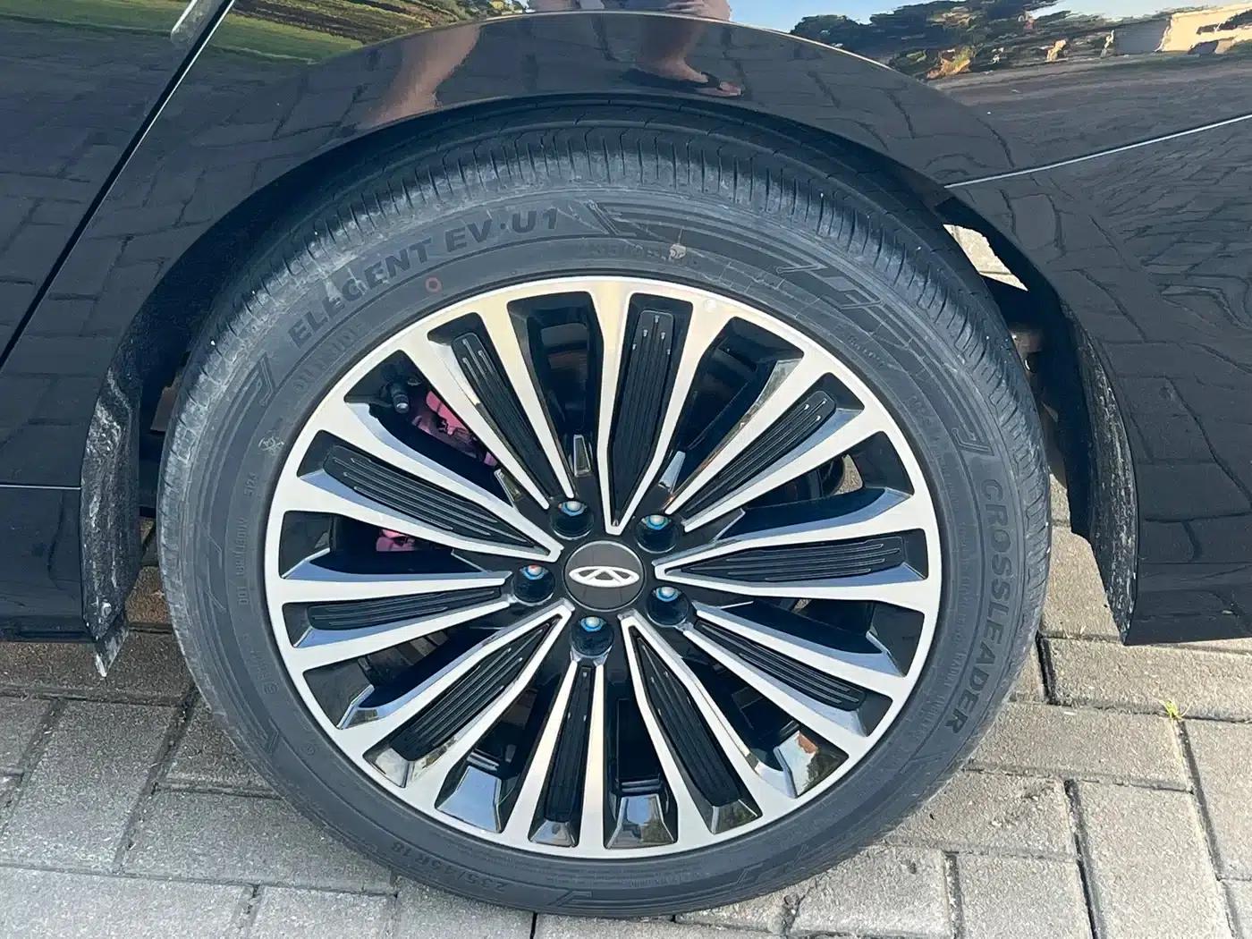 Fengyun A8L 2025 1.5TGDI 145km Luxury Edition — миниатюра 27