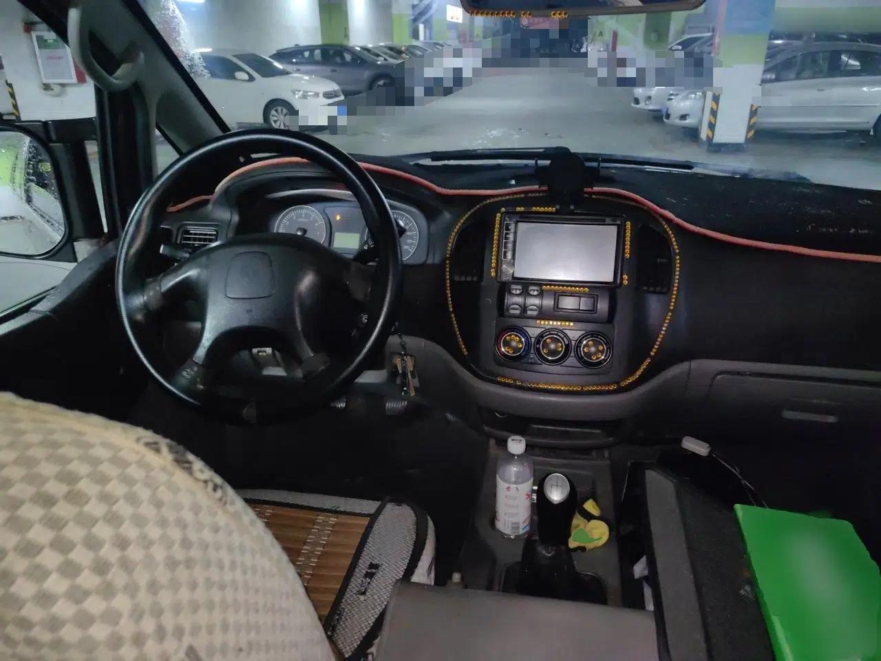 FORTHING Lingzhi 2013 V3 1.5L 7-Seater Standard Model II — миниатюра 9