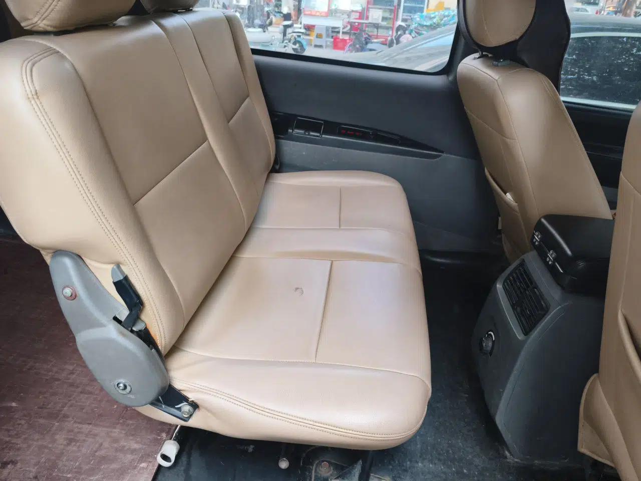 FORTHING Lingzhi 2013 M5 Q7 2.0L 7-Seater Long-Wheelbase Comfort Model — миниатюра 17