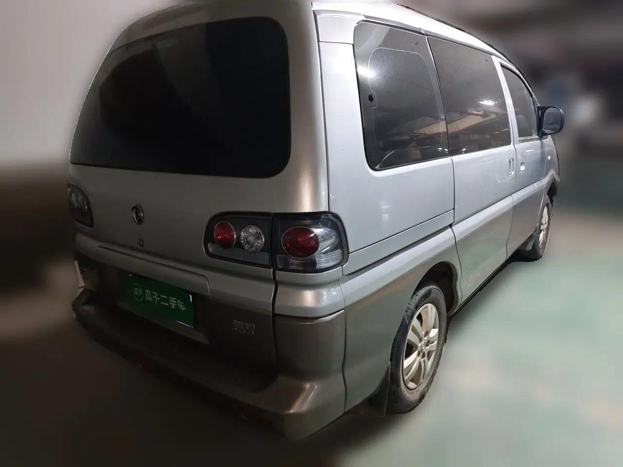 FORTHING Lingzhi 2013 M3 1.6L 7-Seater Comfort Model — миниатюра 6