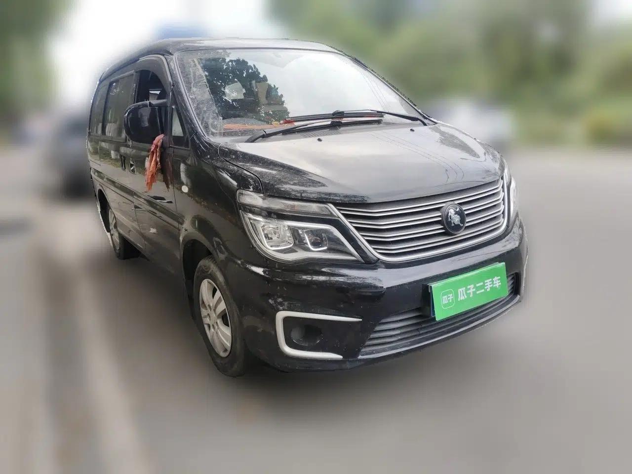 FORTHING Lingzhi 2022 M5 1.6L Practical Model 5 Seats — миниатюра 3
