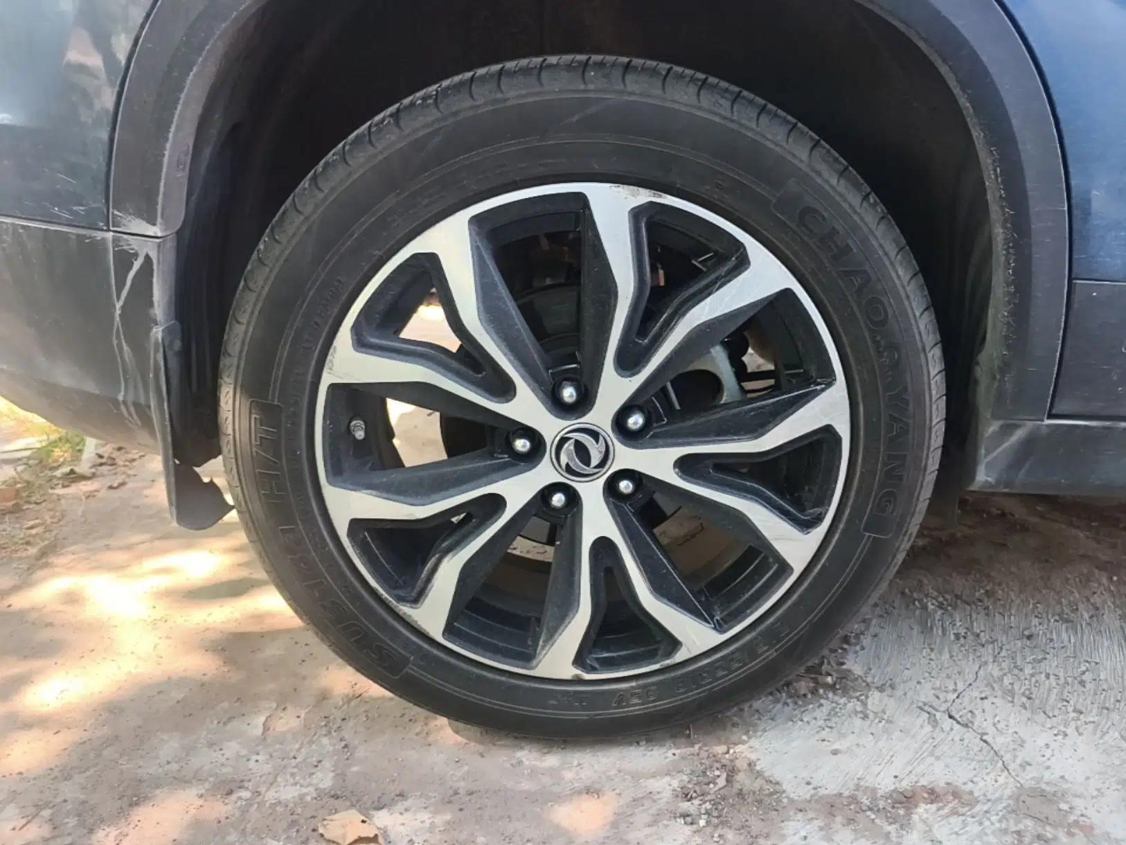 FORTHING Joyear X5 2017 Jingxiang Series 1.5T CVT Luxury Model — миниатюра 11