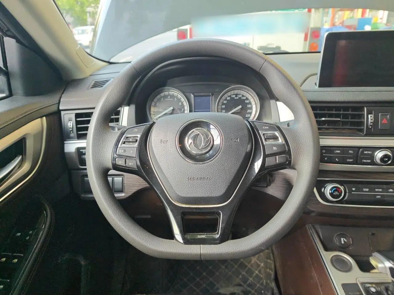 FORTHING Joyear X5 2017 1.6L CVT Luxury Model — миниатюра 7