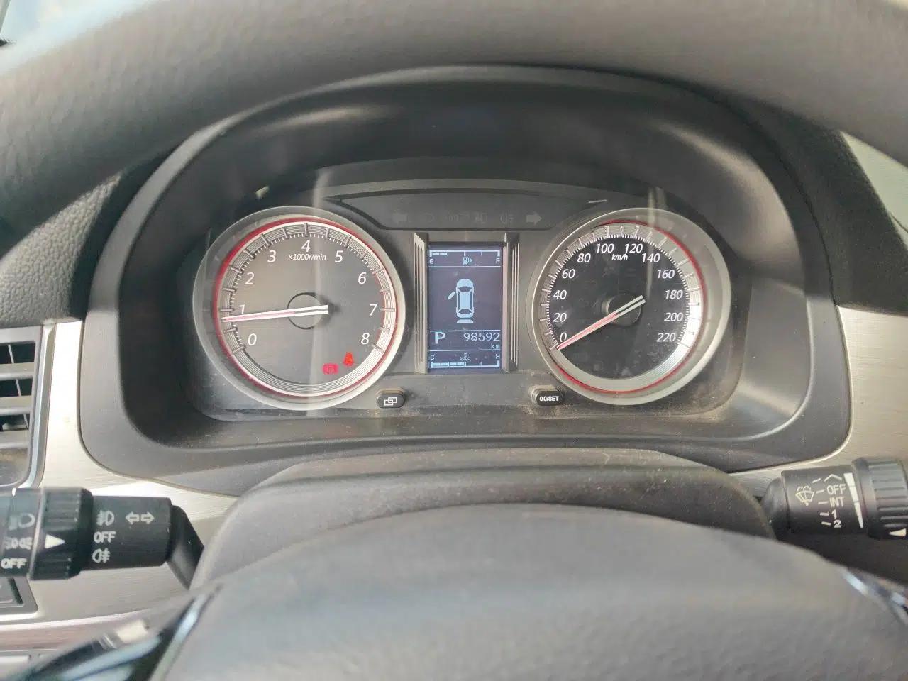 FORTHING Joyear X5 2017 1.6L CVT Luxury Model — миниатюра 8