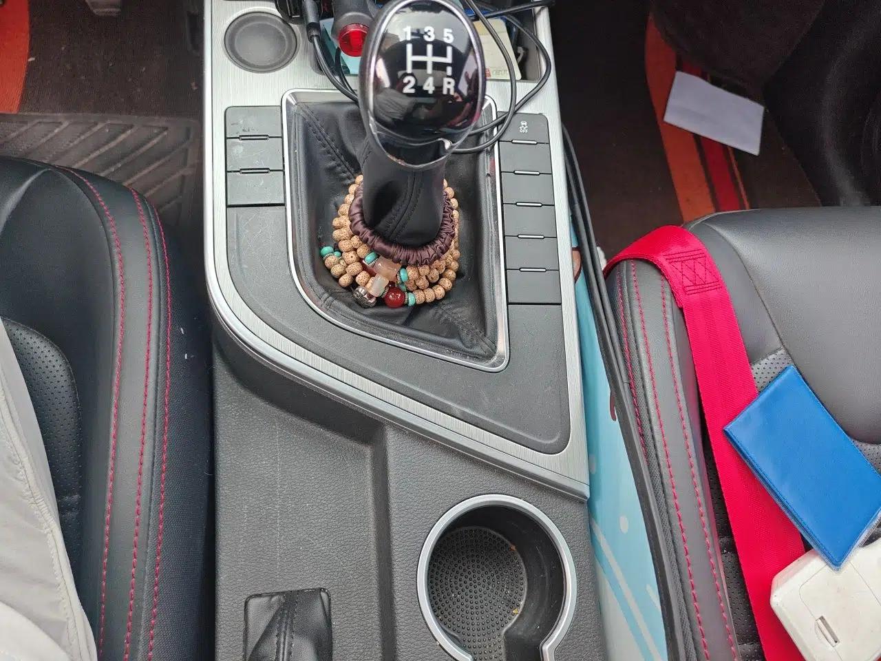 FORTHING SX6 2020 1.6L Manual Luxury Model China VI Standard — миниатюра 14
