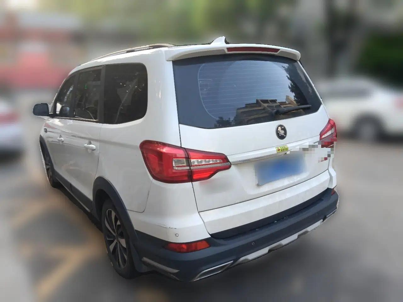 FORTHING SX6 2022 1.6L Manual Luxury Version – Youth Edition — миниатюра 4