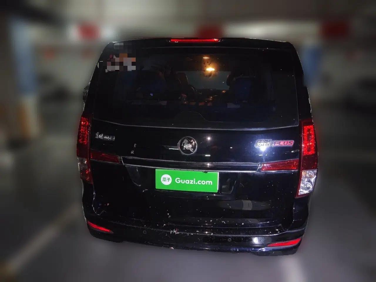 FORTHING Lingzhi PLUS 2024 1.5T Manual Luxury 7-Seater — миниатюра 5