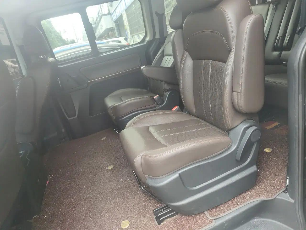 FORTHING Lingzhi PLUS 2022 Travel Edition 2.0L Manual Luxury Version 7 Seats — миниатюра 17