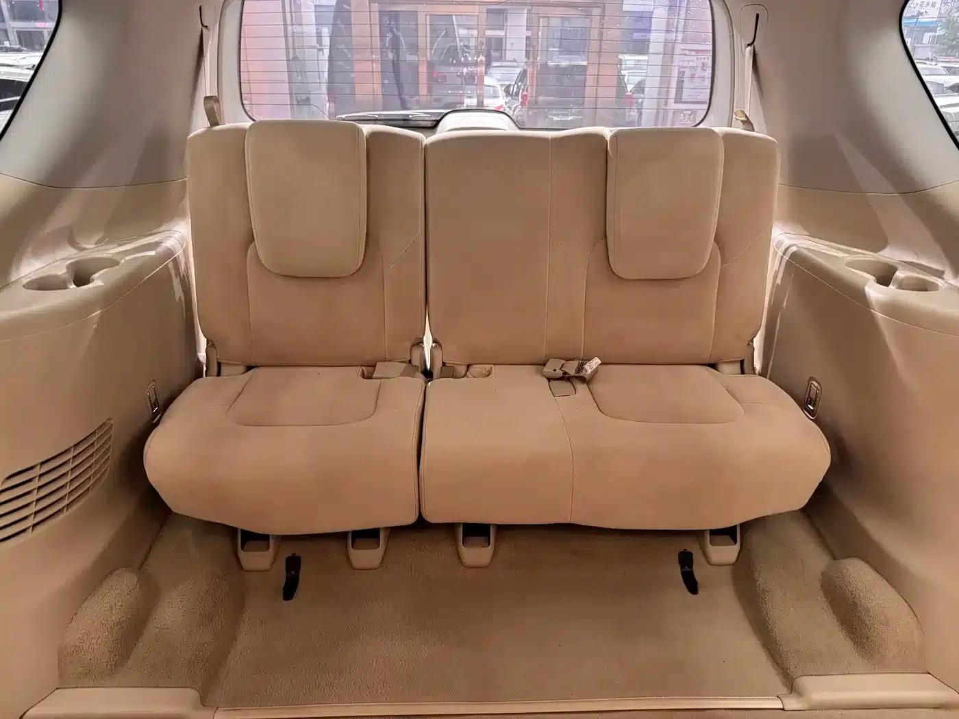2017 Nissan Patrol 4.0L SE Middle East Edition — миниатюра 15