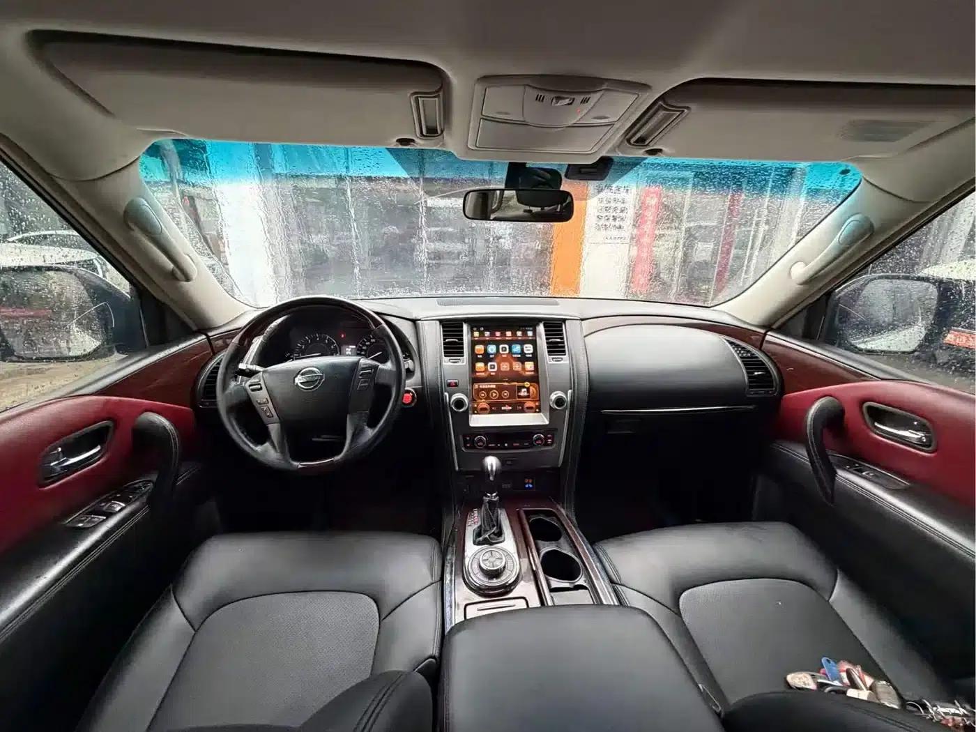 Nissan Patrol 2018 4.0L Leader Edition — миниатюра 5