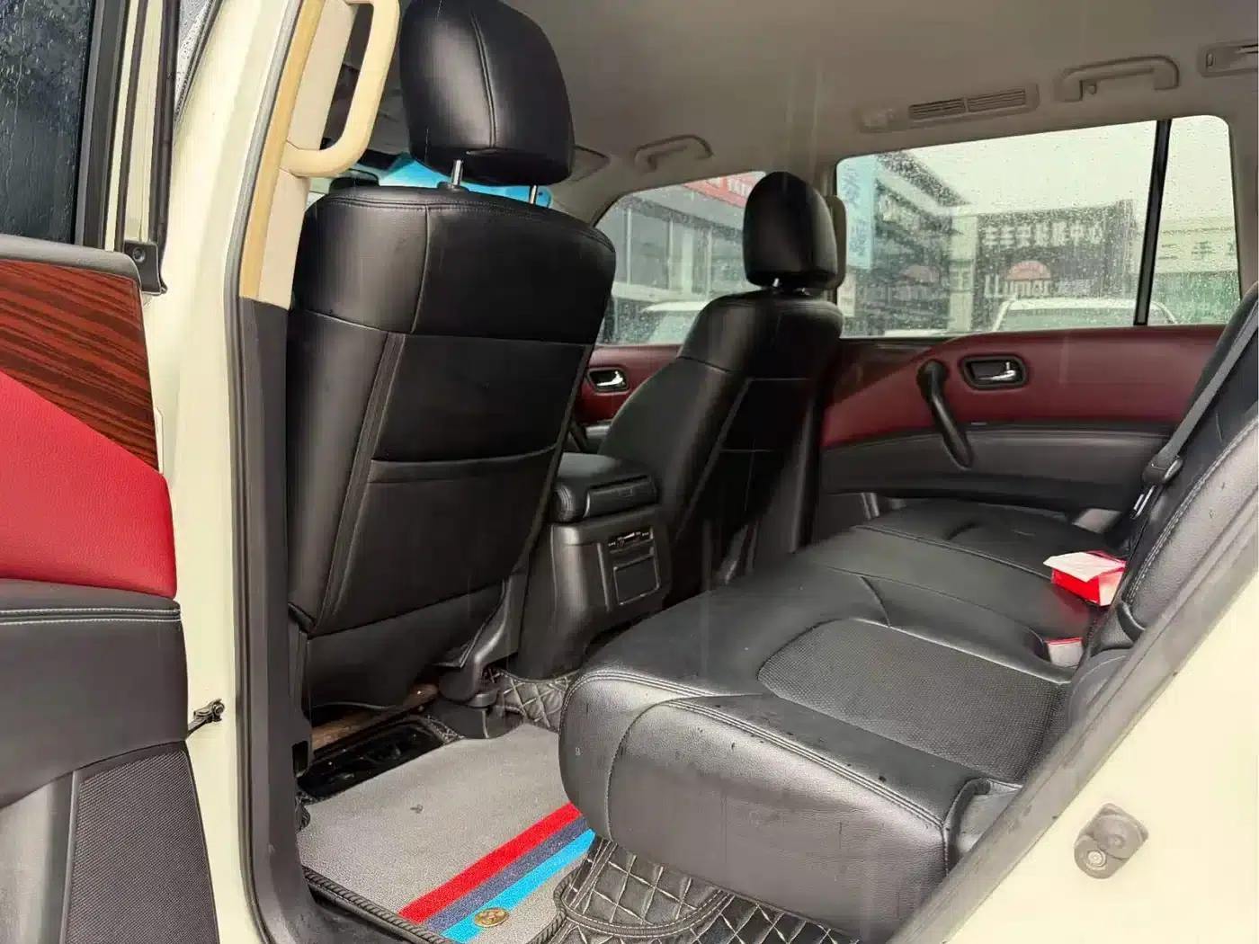 Nissan Patrol 2018 4.0L Leader Edition — миниатюра 6