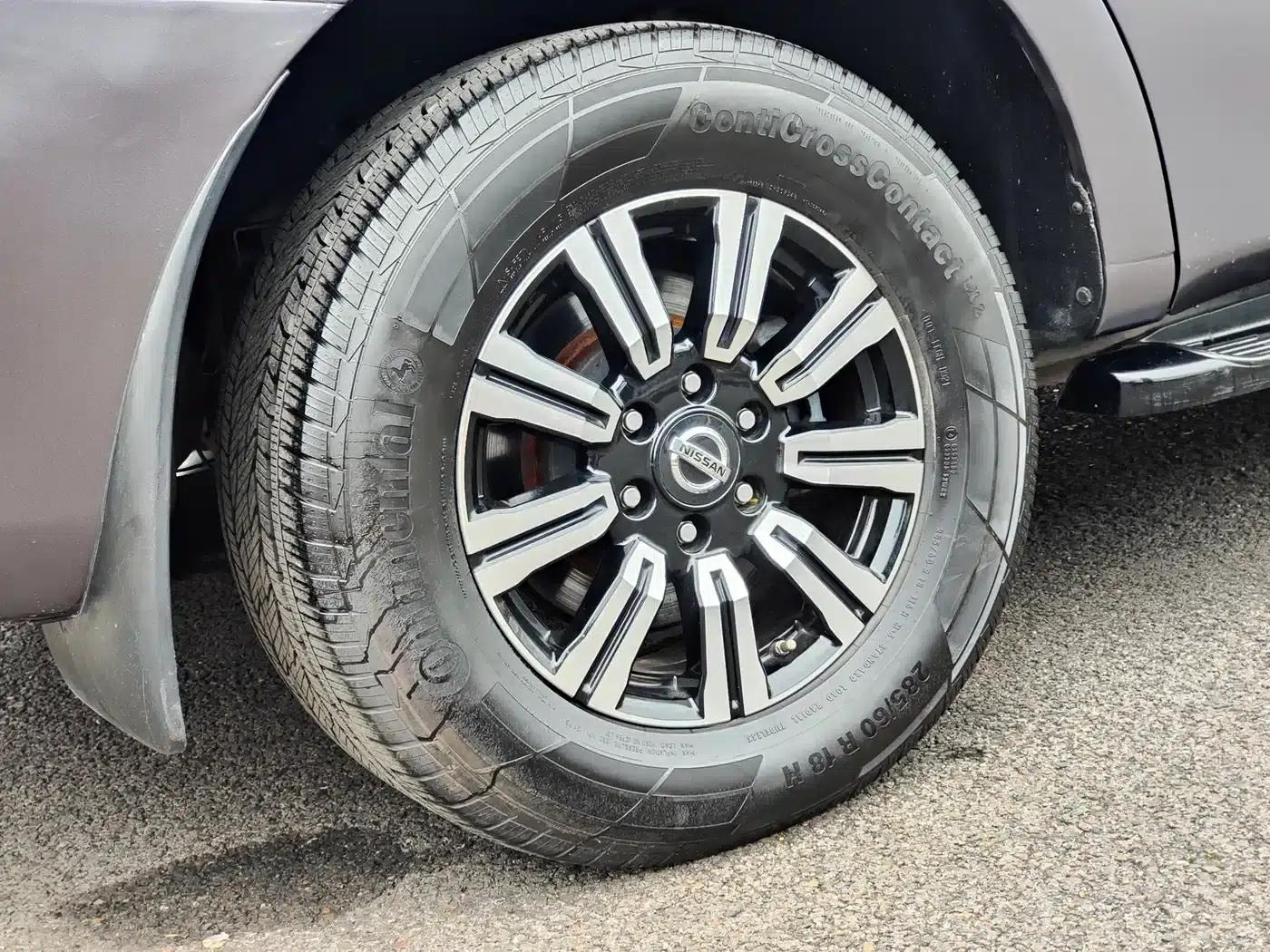 Nissan Patrol 2012 5.6L V8 Flagship Edition — миниатюра 16