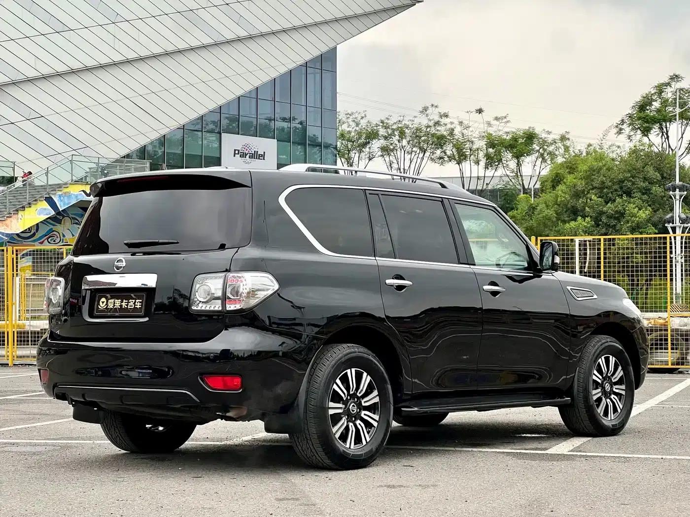 Nissan Patrol 2012 5.6L V8 Flagship Edition — миниатюра 5