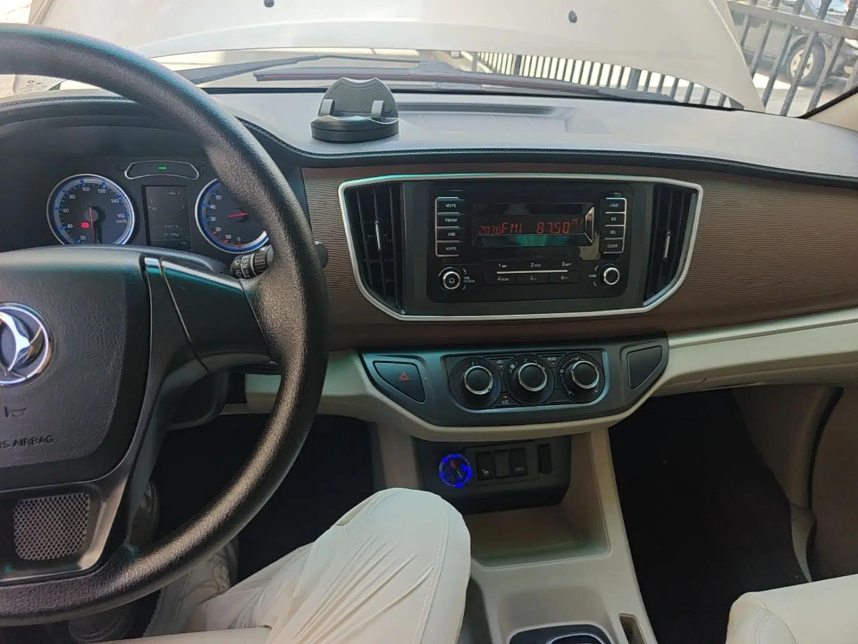 FORTHING Lingzhi M5 2020 Comfort Model 7 Seats — миниатюра 15
