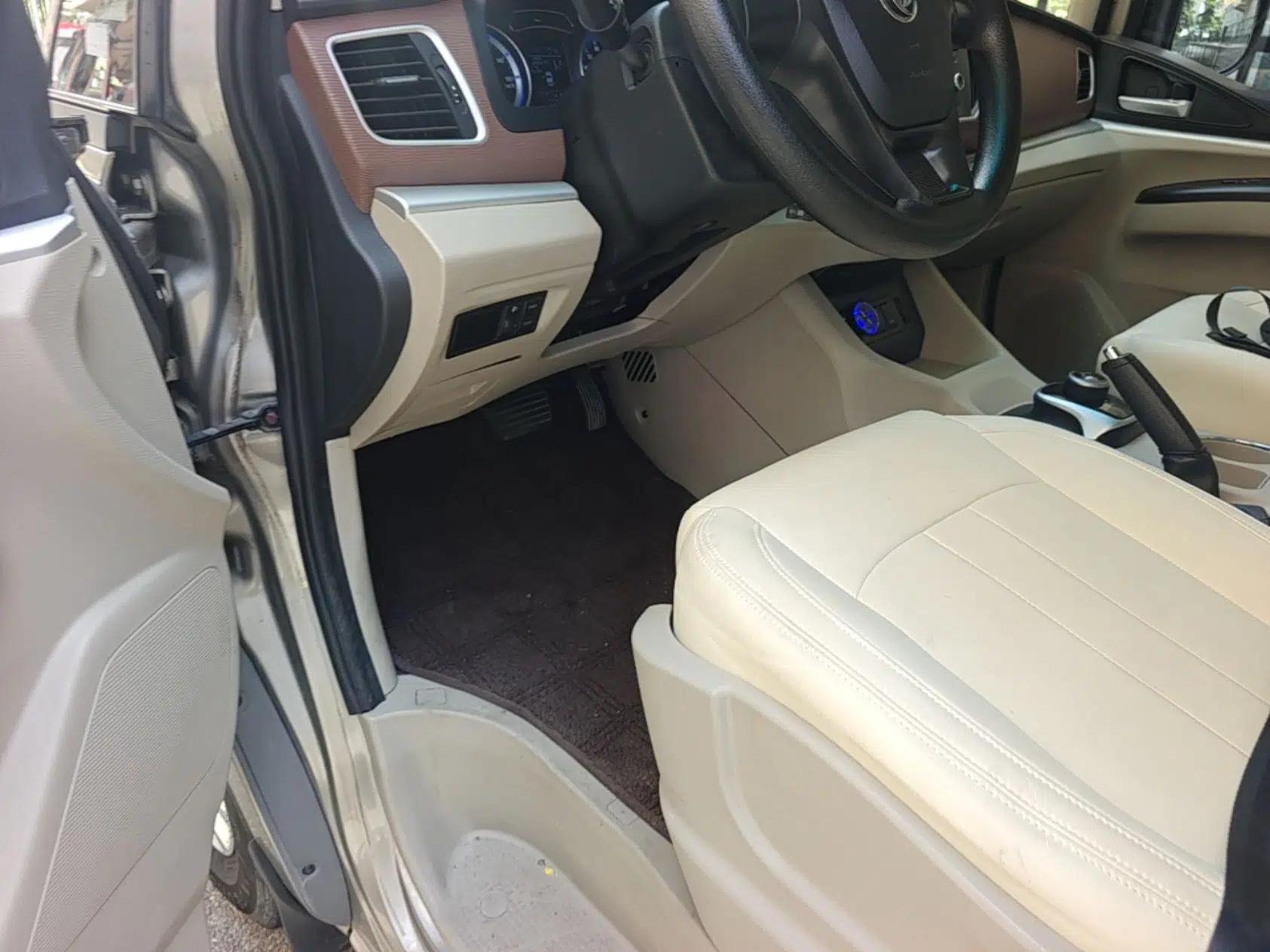 FORTHING Lingzhi M5 2020 Comfort Model 7 Seats — миниатюра 17