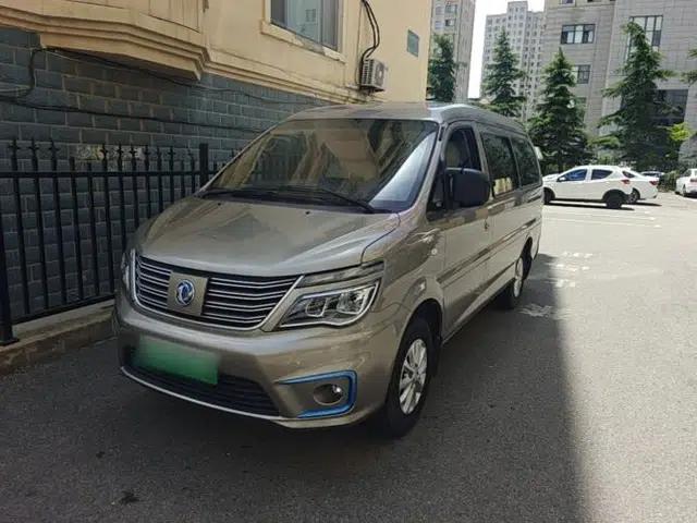 FORTHING Lingzhi M5 2020 Comfort Model 7 Seats