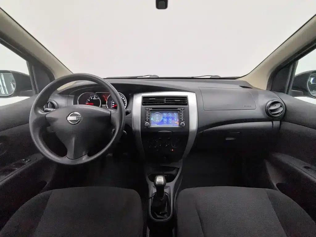 Nissan Livina 2015 1.6XE Manual Comfort Edition — миниатюра 5