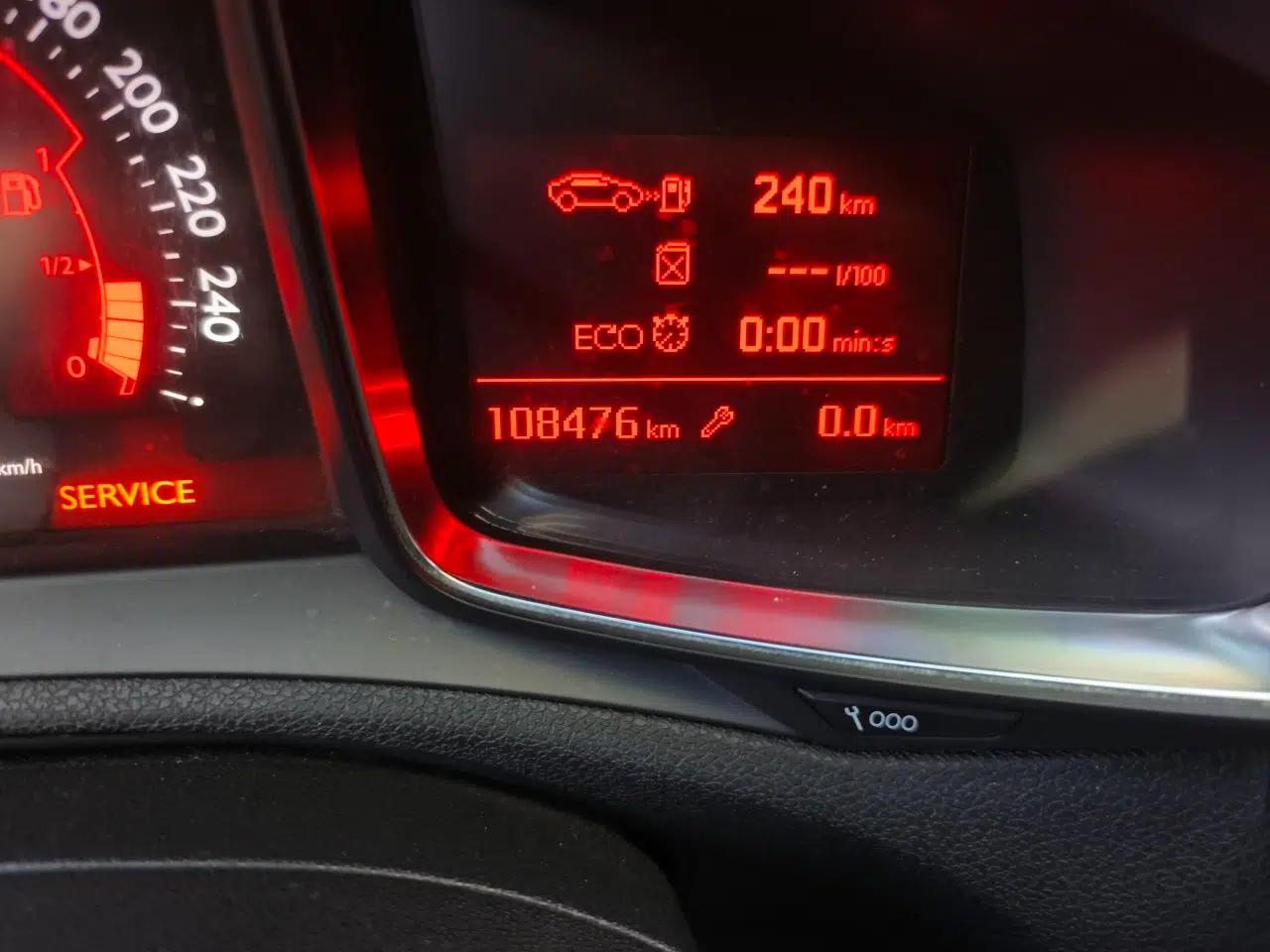DS 6 2014 1.6T Luxury Edition THP160 — миниатюра 12