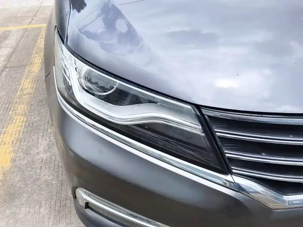 Roewe RX5 2016 20T Two-Wheel Drive Automatic Internet Smart Edition — миниатюра 13