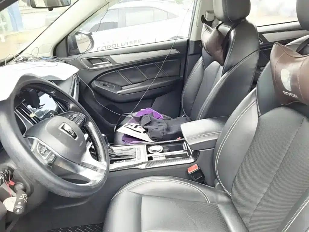 Roewe RX5 2016 20T Two-Wheel Drive Automatic Internet Smart Edition — миниатюра 22