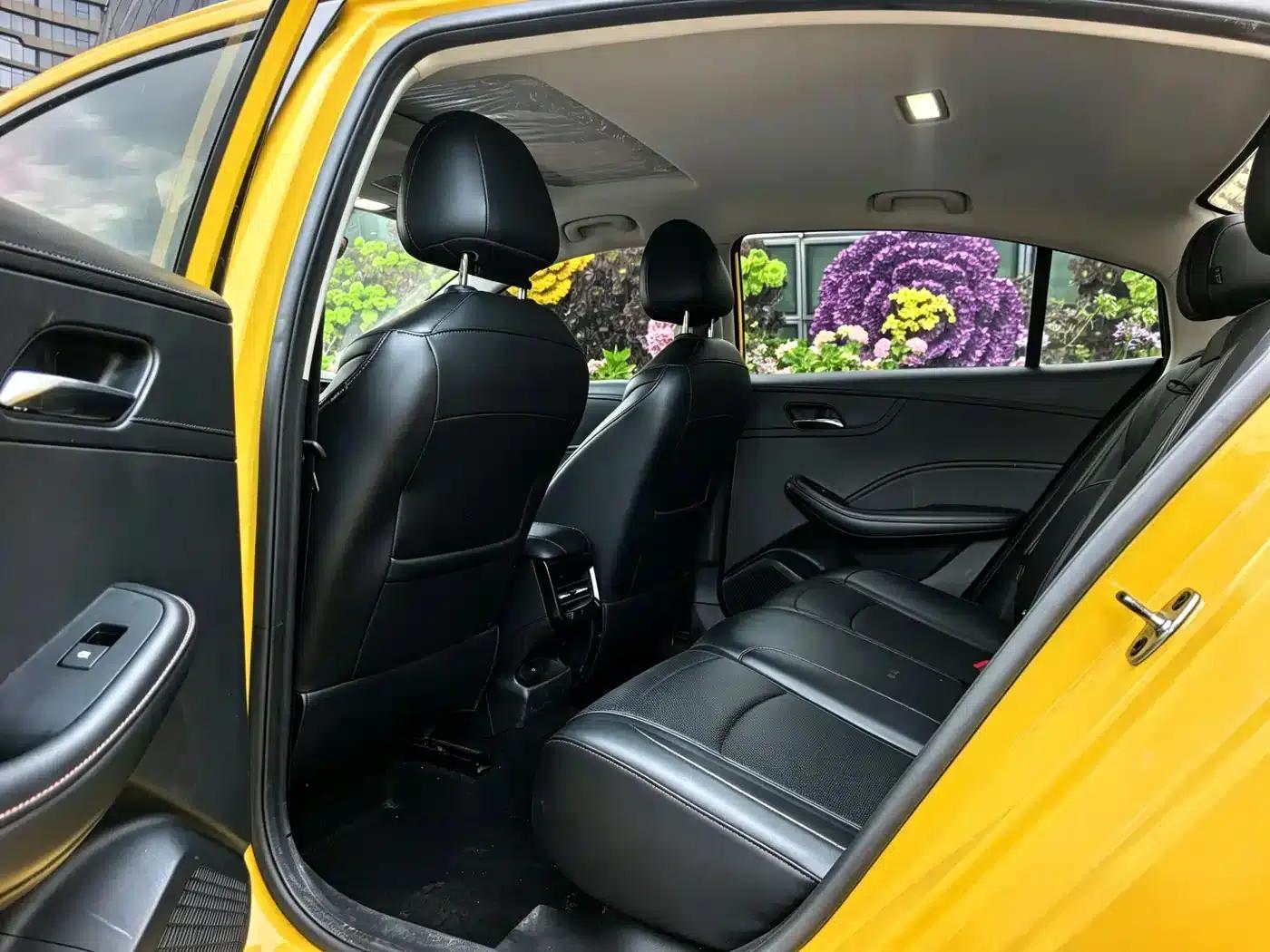 Roewe i5 2023 1.5L CVT Flagship Edition — миниатюра 11