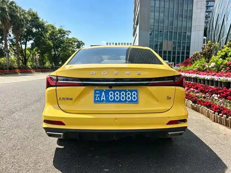 Roewe i5 2023 1.5L CVT Flagship Edition — миниатюра 19