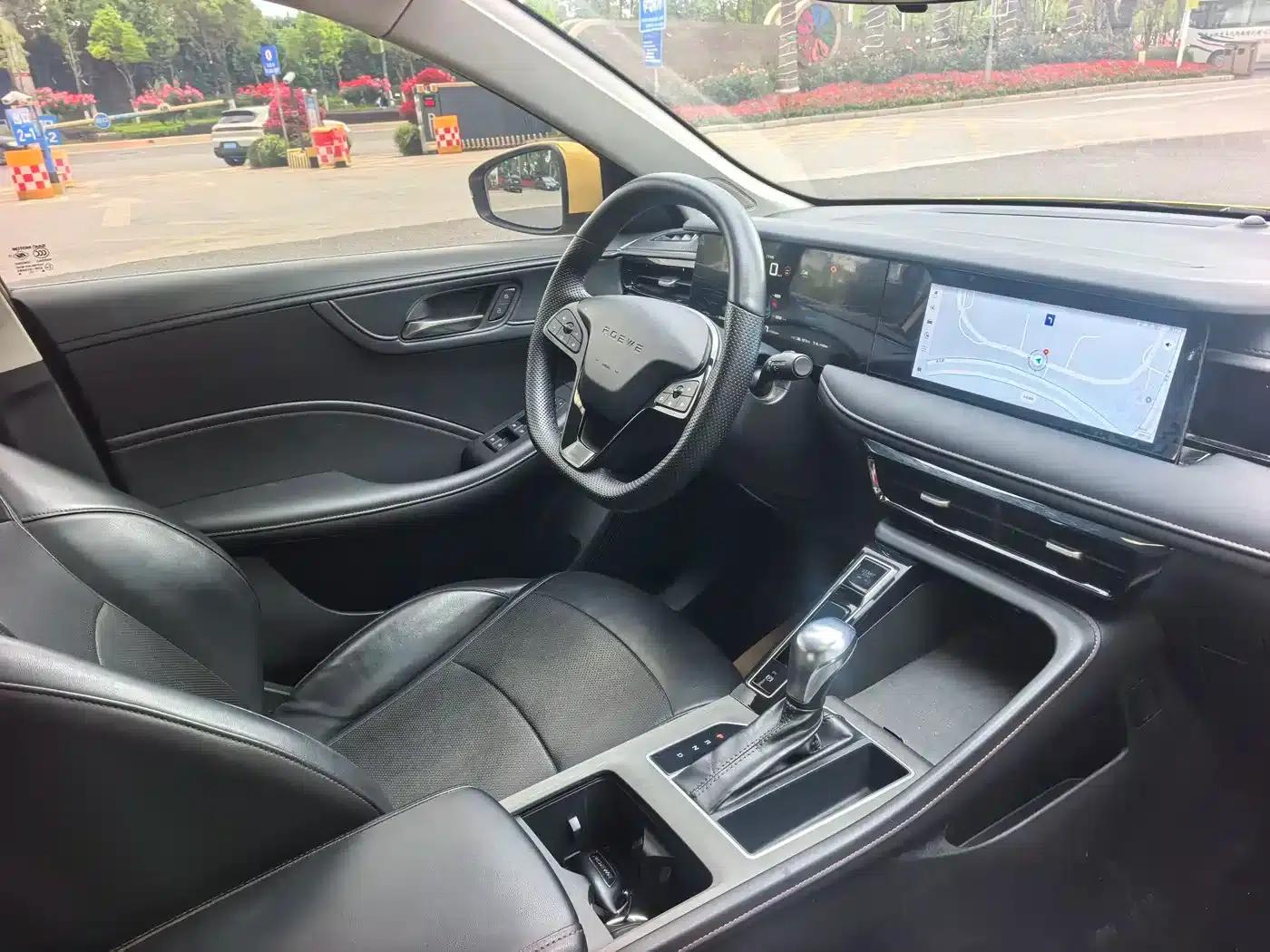 Roewe i5 2023 1.5L CVT Flagship Edition — миниатюра 9