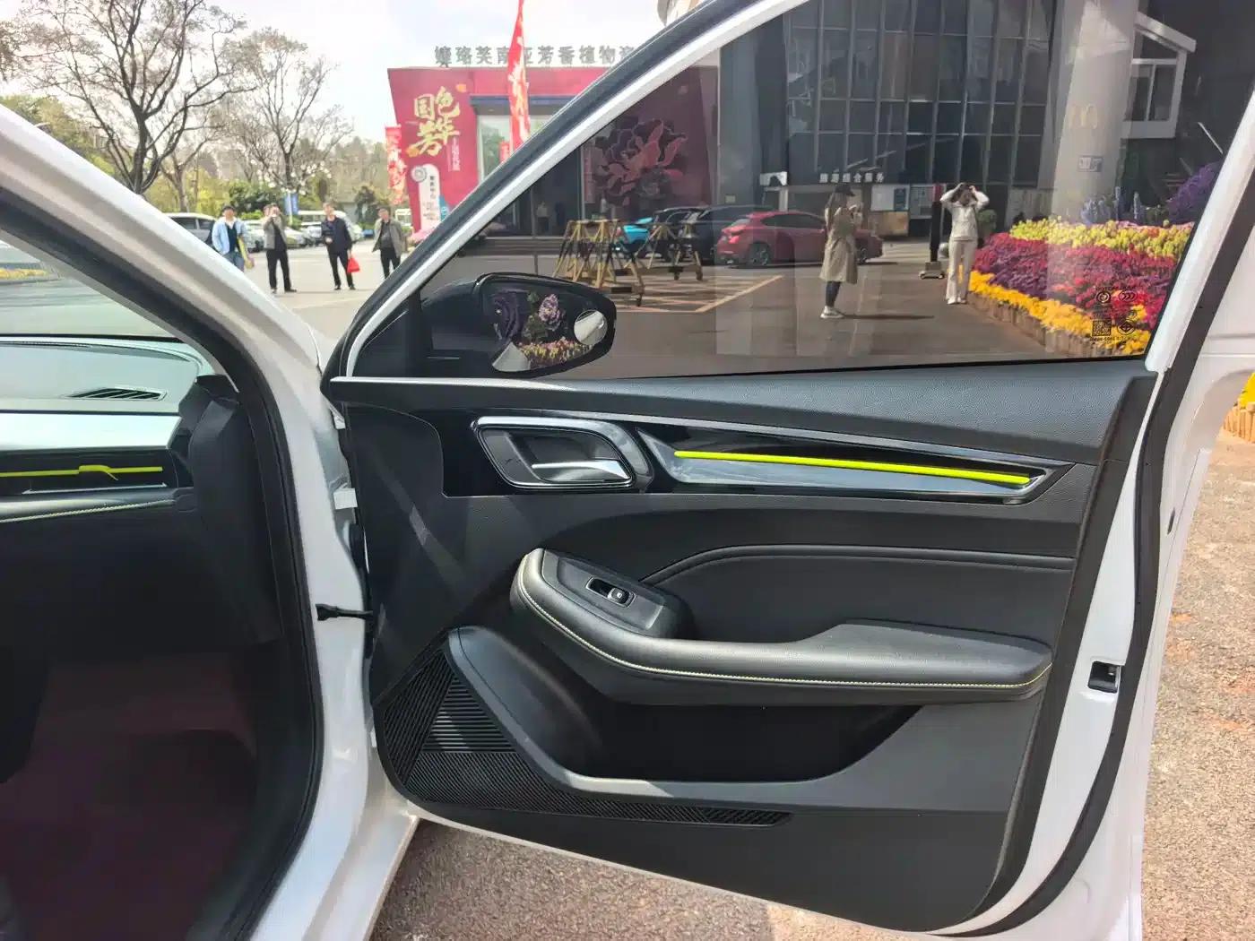 Roewe i5 2021 1.5L CVT Diamond Edition — миниатюра 12