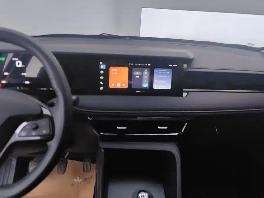 Roewe i5 2026 1.5L Manual Comfort Edition — миниатюра 13