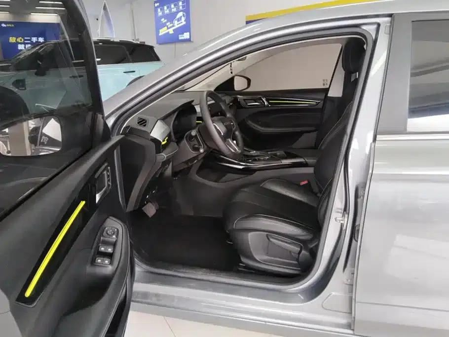 Roewe i5 2021 1.5L CVT Diamond Edition — миниатюра 9