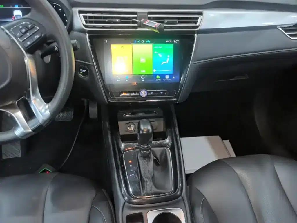 Roewe i5 2020 1.5L Automatic 4G Connected Leading Flagship Edition — миниатюра 13