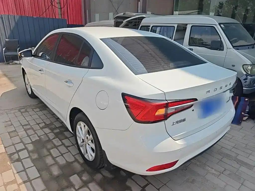 Roewe i5 2020 1.5L Manual 4G Connected Leading Edition — миниатюра 5