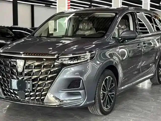 Roewe iMAX8 2023 400TGI Comfort Edition
