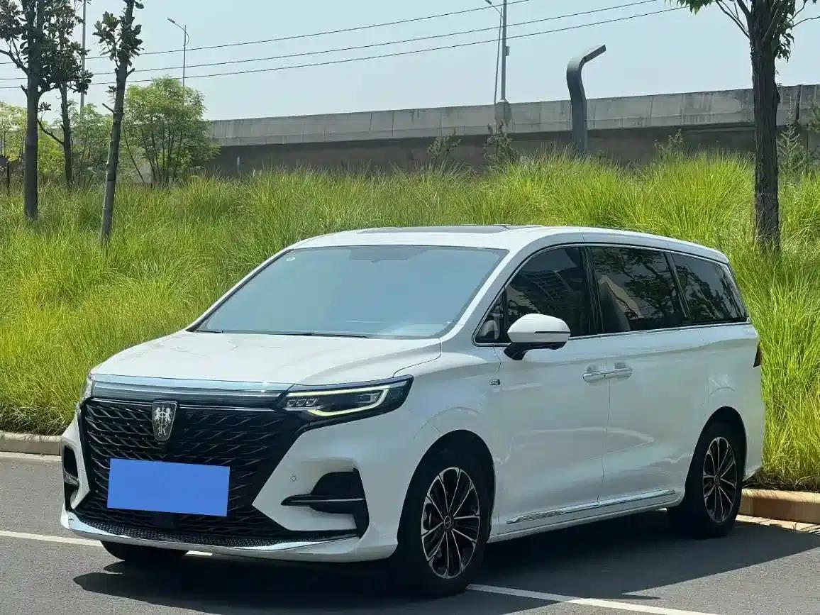 Roewe iMAX8 2021 400TGI Supreme Series Land Cruiser Edition — миниатюра 1