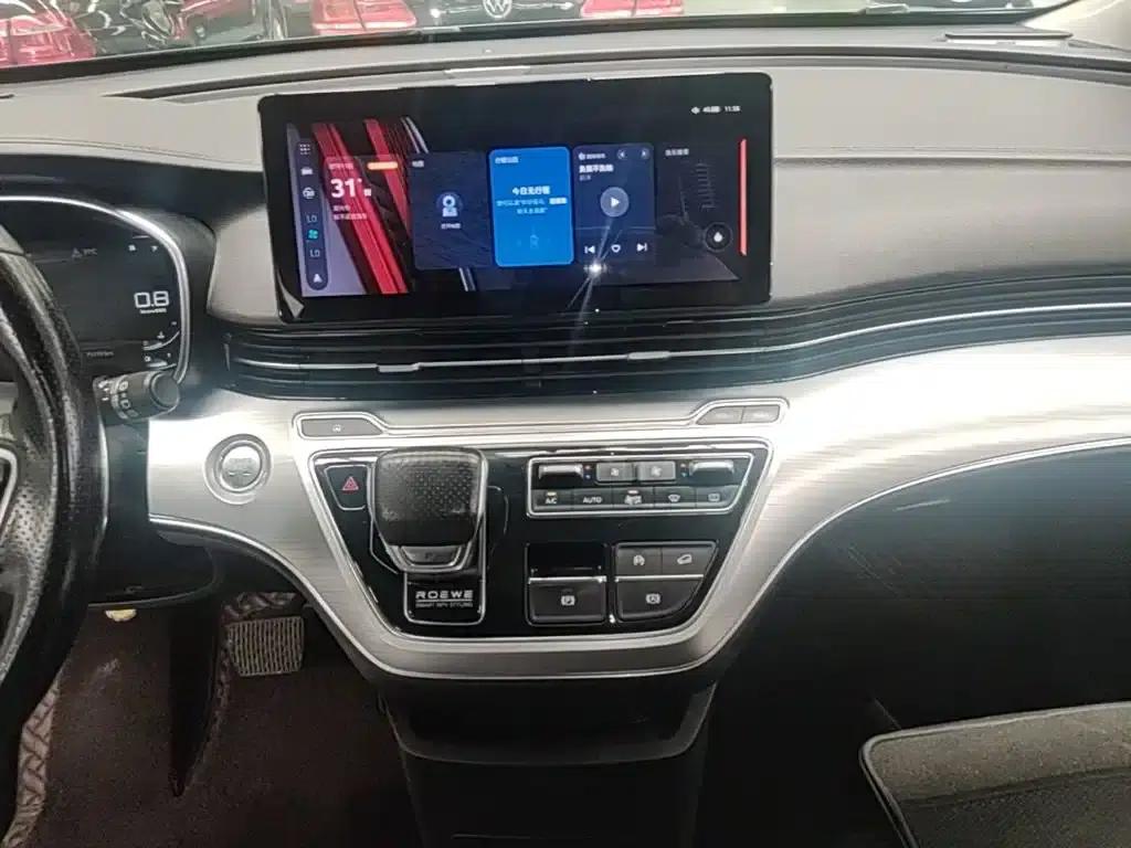 Roewe iMAX8 2021 400TGI Supreme Series Land Cruiser Edition — миниатюра 13