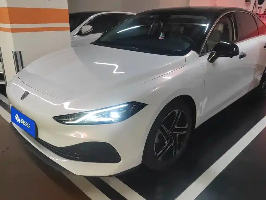 Roewe D7 2023 DMH 125km Premium Edition — миниатюра 1