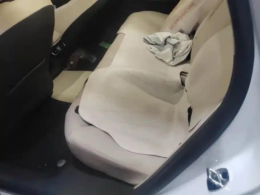 Roewe D7 2023 DMH 125km Premium Edition — миниатюра 11