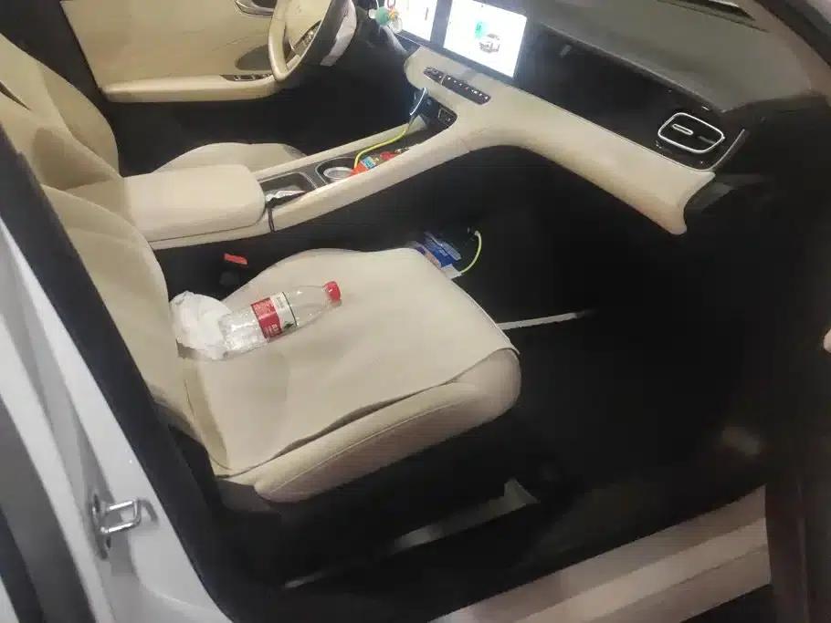 Roewe D7 2023 DMH 125km Premium Edition — миниатюра 8