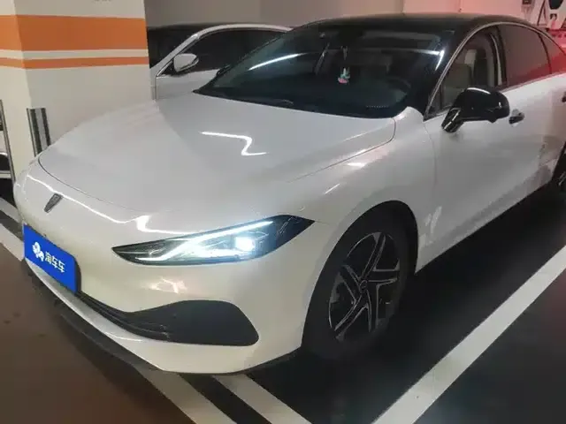 Roewe D7 2023 DMH 125km Premium Edition