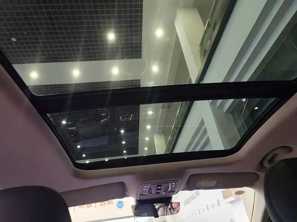 Roewe D7 2023 DMH 125km Flagship Edition — миниатюра 18