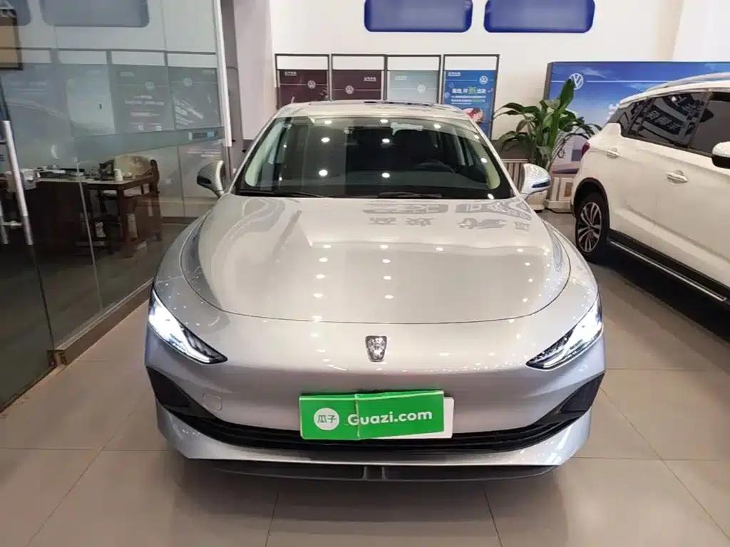 Roewe D7 2023 DMH 125km Flagship Edition — миниатюра 3