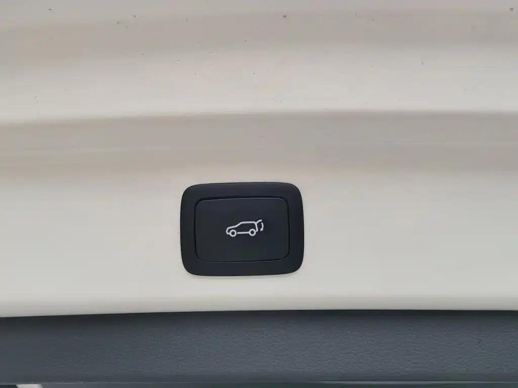 Roewe RX5 New Energy 2017 ERX5 EV400 Electric Internet Flagship Edition — миниатюра 16