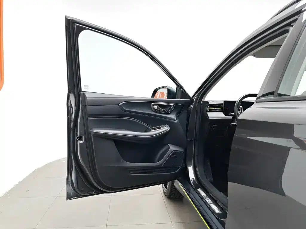 Roewe RX5 New Energy 2021 ePLUS National Trend Ronglin Luxury Edition — миниатюра 8