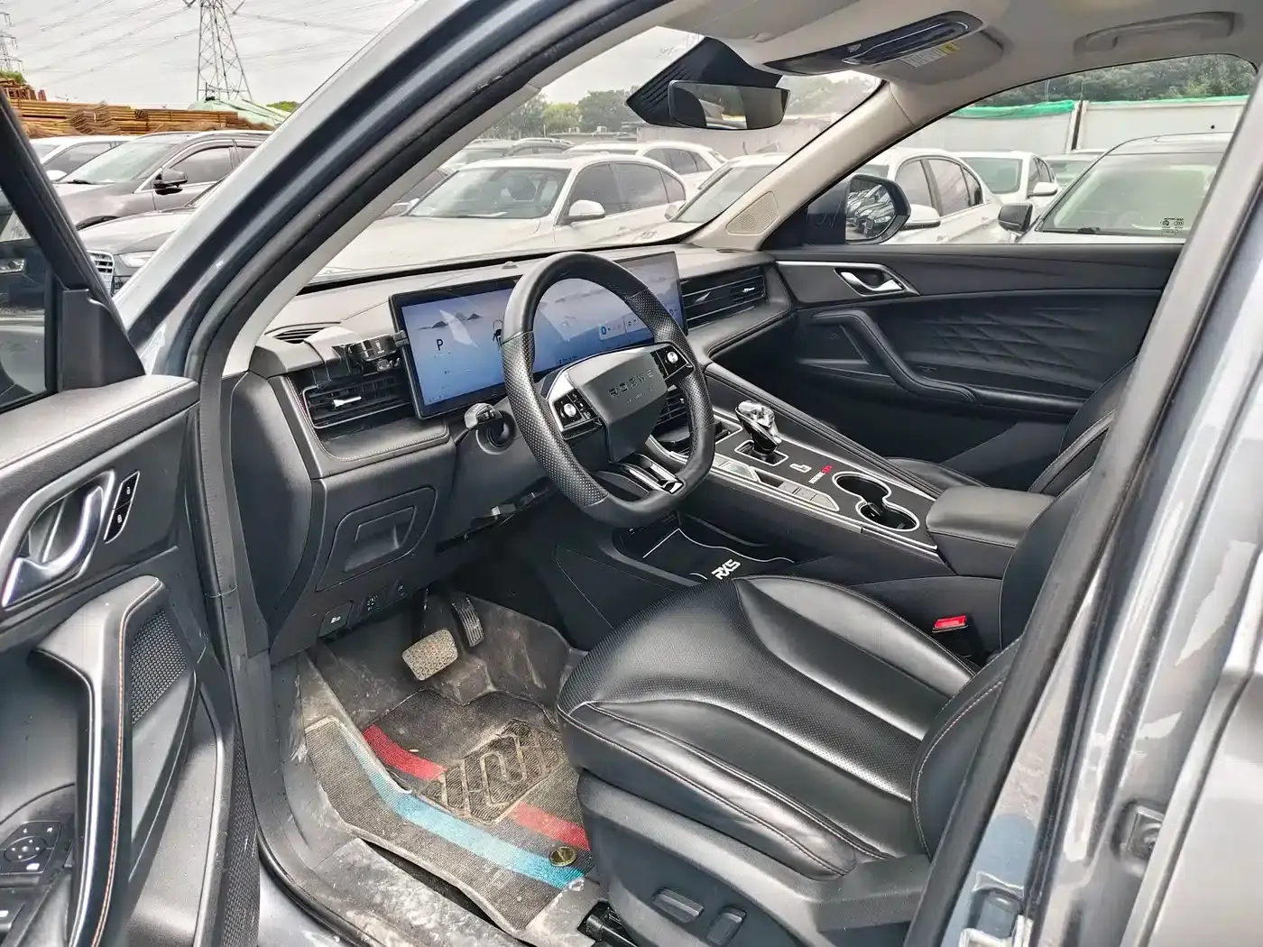 Roewe RX5 New Energy 2023 eRX5 Super Hybrid Premium Edition — миниатюра 4