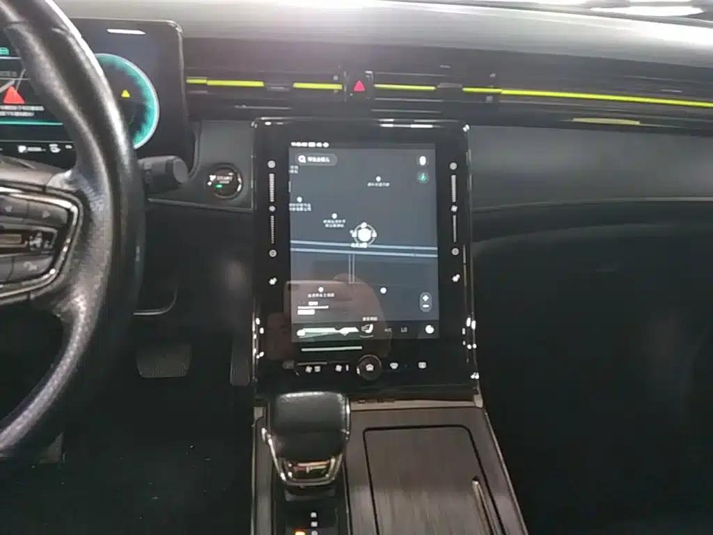 Roewe RX5 New Energy 2021 ePLUS National Trend Ronglin Luxury Edition — миниатюра 13