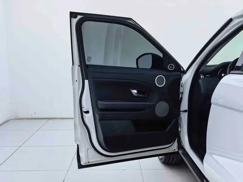 Range Rover Evoque 2018 240PS SE Smart Edition — миниатюра 27
