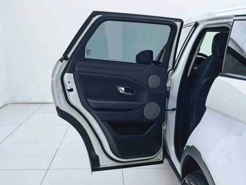 Range Rover Evoque 2018 240PS SE Smart Edition — миниатюра 28