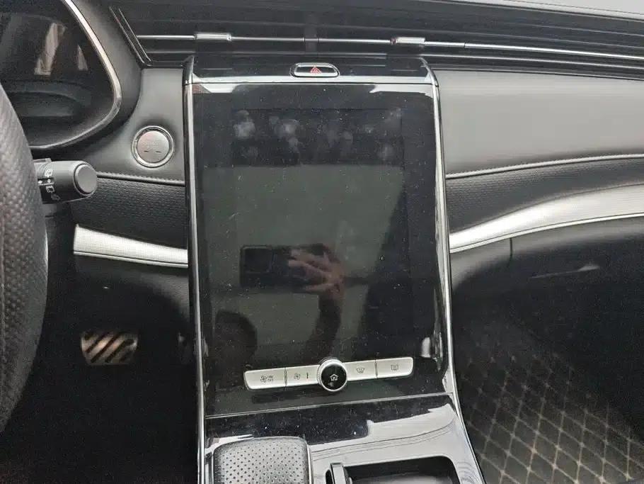 Roewe RX5 MAX 2019 300TGI Automatic Intelligent Cockpit Flagship Edition — миниатюра 13