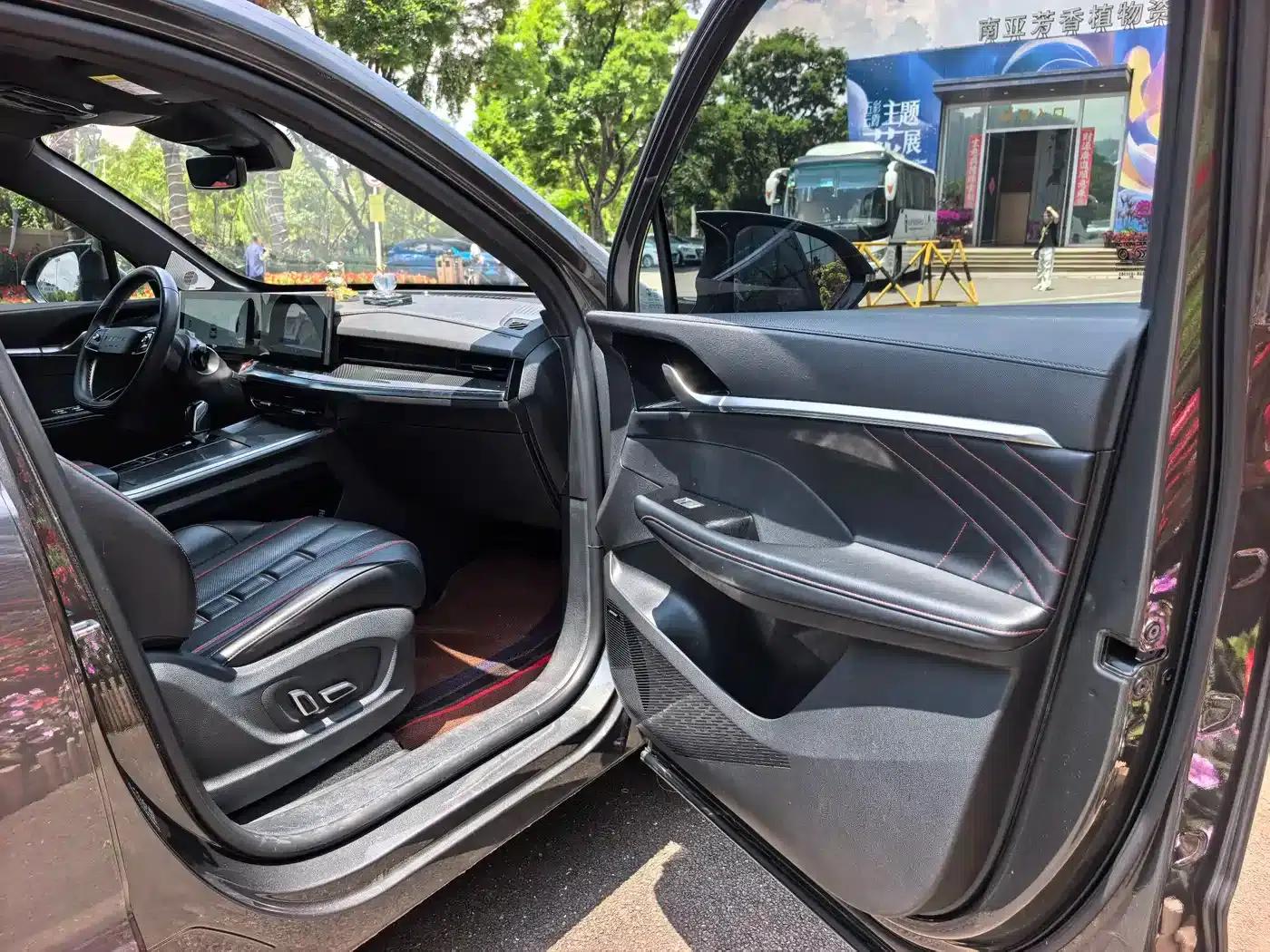 Roewe RX5 MAX 2021 Supreme Series 400TGI Automatic Luxury Cockpit Edition — миниатюра 12