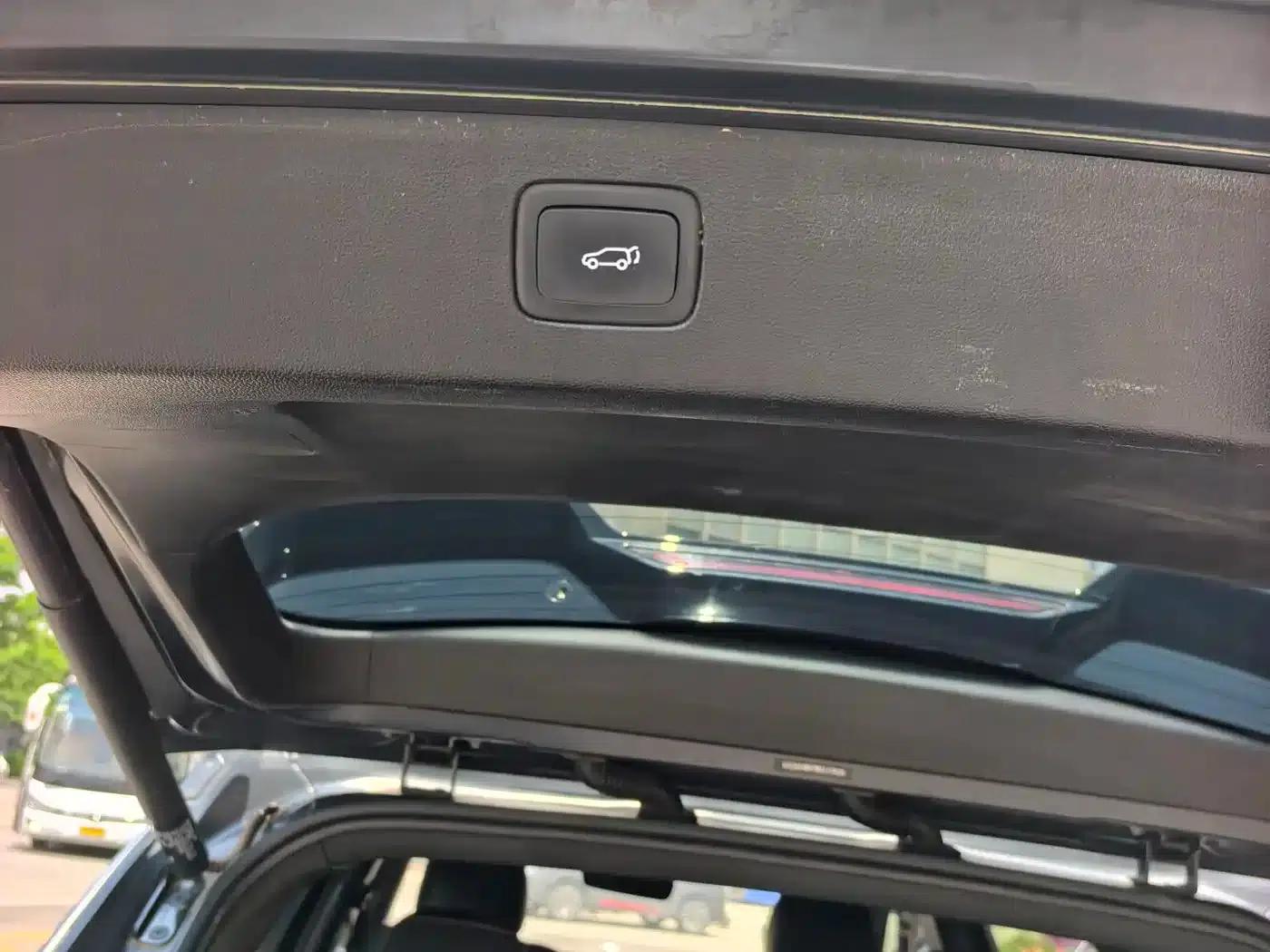 Roewe RX5 MAX 2021 Supreme Series 400TGI Automatic Luxury Cockpit Edition — миниатюра 14